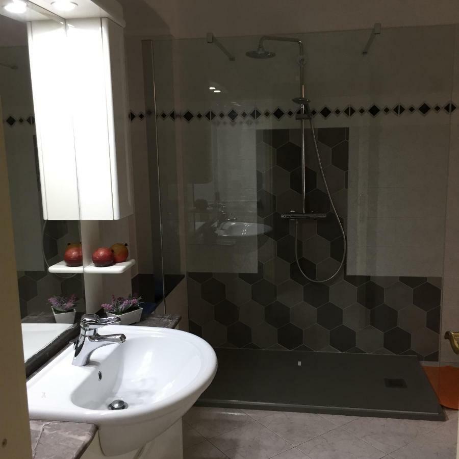 Alloggio Privato Giunic Cagliari Luaran gambar