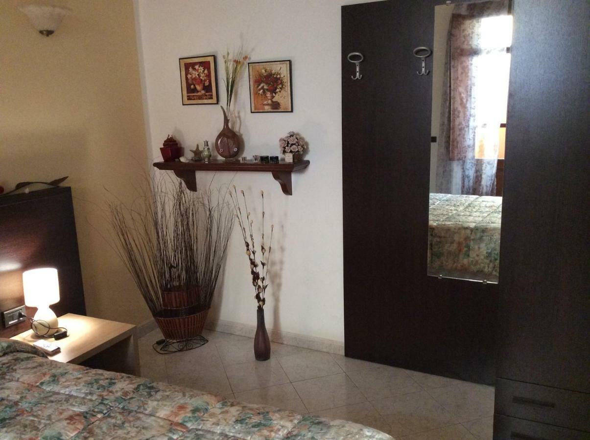 Alloggio Privato Giunic Cagliari Luaran gambar